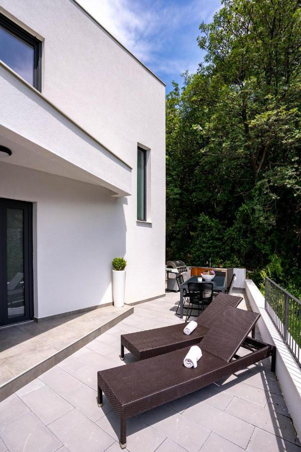Panorama Suite Dora With Jacuzzi Palit Exterior photo
